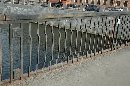 Металлические перила для мостов недорого